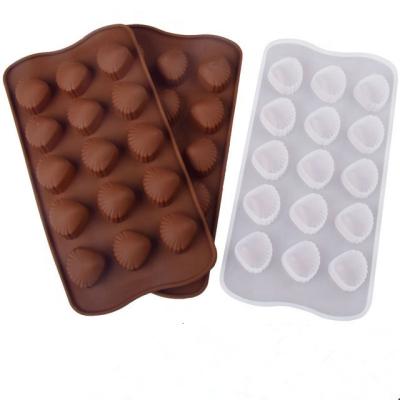 China Sustainable Chocolate Molds Silicone Candy Molds Food Grade Brown Heart Molds For Chocolate for sale