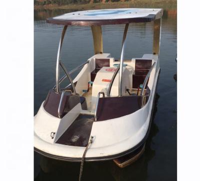 China New Design Sea Drainage Sea Pedal Boat 4 Seat Automatic Fiberglass Electric Boat Pedal Boat For Sale for sale