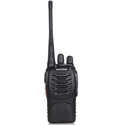 China Baofeng bf-888s long talk distance UHF 2 way fast charging baofeng radio handheld walkie talkie with earphone connected charger for sale