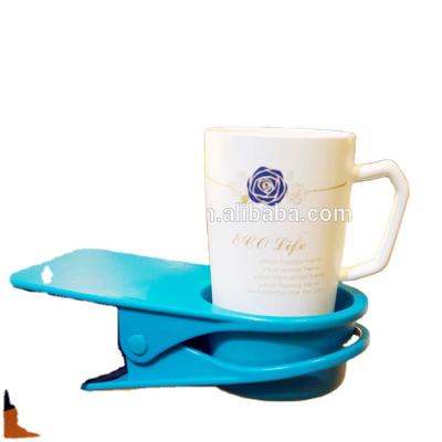 China Sustainable Multifunctional Plastic Coffee Mug Cup Holder With Clip for sale