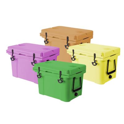 China Custom Color Eco - Friendly Waterproof Outdoor Rotomolded Hard Insulated Cooler Box for sale