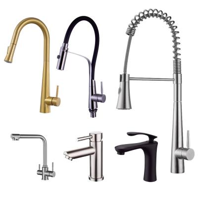 China Factory Direct Sales High Quality Kitchen Faucets Modern Single Handle Spray Hot And Cold Kitchen Pull Out Sink Faucet for sale