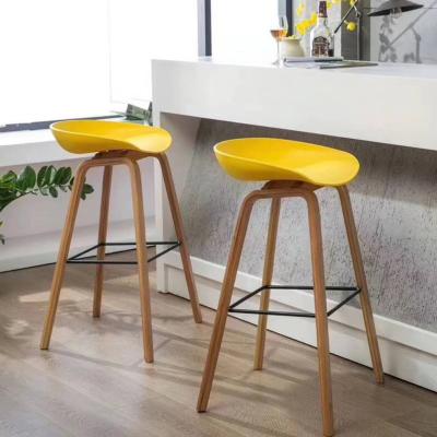 China Creative modern plastic twisted modern simple home leisure chair bar chair coffee bar chair wooden Nordic twisted for sale