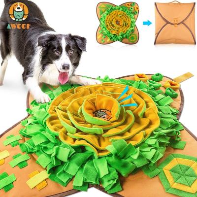 China 2021 New Sustainable IQ Food Puzzle Slow Release Stress Pet Snuff Pad Training Toy for sale