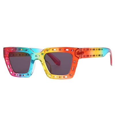 China Hot Selling Up-to-date Colored Glass Shade Rainbow Sun Glasses Women Fashion Sunglasses Shaping Square Men Sun Glasses for sale