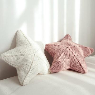 China European and American Style Starfish Shape Knitted Cushion Car Stuffed Neck Pillows Daily Home Decor Pillow Custom 100% Polyester Fiber for sale