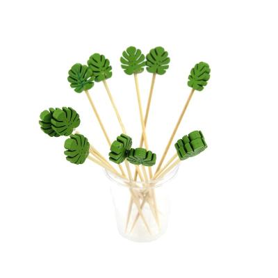 China Disposable Eco-friendly Compostable Biodegradable Leaf Bead Party Decorating Bamboo Fruit Stick For Picking Up Foods for sale