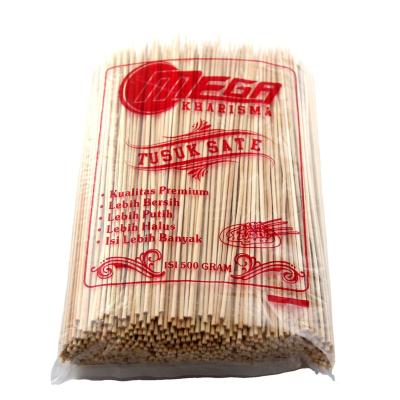 China Easily cleaned 2.5mm 15cm 2kg in one bag export bulk package standard meat skewers yakitori tusuk sate bamboo skewers for sale