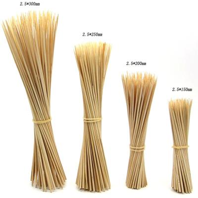 China Wholesale high quality easily cleaned porcelain 15cm 20cm 25cm 30cm 35cm 40cm 45cm 50cm or customized sizes bamboo barbecue sticks bamboo skewers for sale