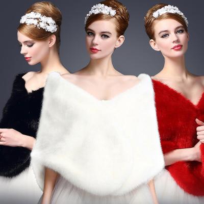 China ZL0191 Wholesaler Wholesaler ZL0191 Bridal Wedding Shawl Faux Fox Fur White Cape For Wedding For Vevening Dress Winter for sale