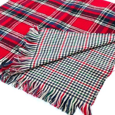 China Factory Sale Style Women's Neckscarf British Winter Feeling Soft Soft Wraps Shawl Christmas Gift Plaid Scarf With Tassels Cashmere Scarves for sale