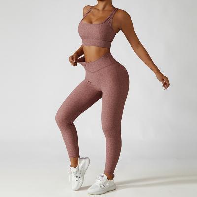 China Logo Women Sport Clothes Custom Seamless Breathable Ribbed Yoga Sets Twoo-Pieces Women Fitness Plus Size Yoga Sets for sale