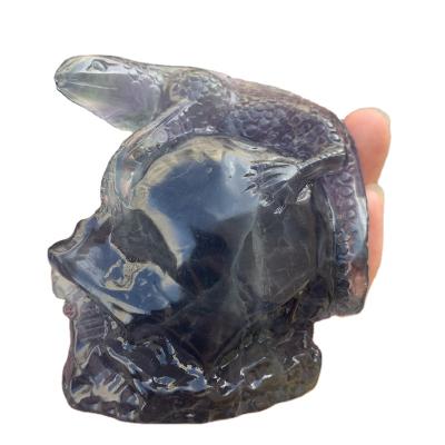 China Feng Shui Natural Hand Carved Fluorite Lizard Skull Carving Crystal Cabrite Skulls Ornament For Gift for sale