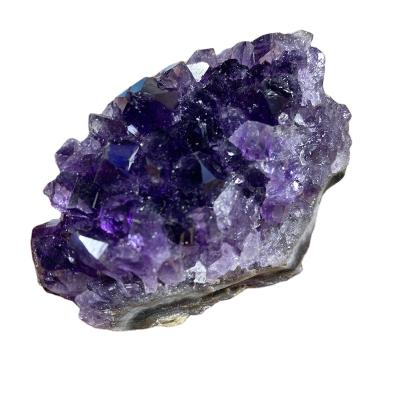 China Feng Shui Wholesale Amethyst Geode Crystal Cluster Geode Quartz Crystal Gemstone for Healing Decoration for sale