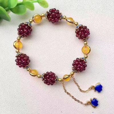 China Handmade Feng Shui Very Beautiful Beads Garnet Bracelet With Powder Crystal Bead for sale