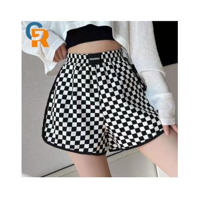 China New Anti-wrinkle Summer Plaid Casual Slim Shorts Elastic Drawstring Quilting Soft Women's Sports Shorts for sale