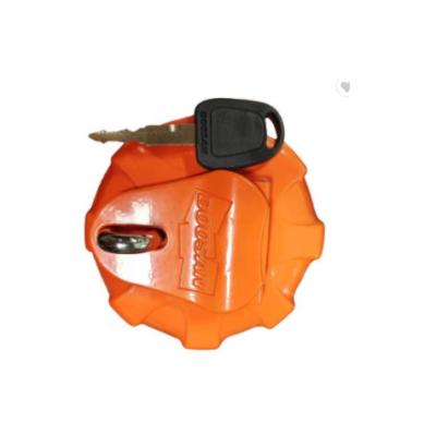 China Building Material Stores Doosan Daewoo Hyunda i Excavator Hot Sale Fuel Cap With Wrenches Original Doosan Spare Parts Fuel Cap for sale