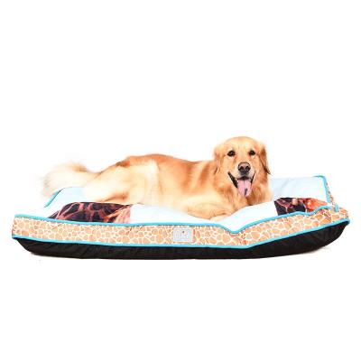 China Breathable Giraffe Pattern Printing Removable Dog Bed Waterproof Dog Mat PP Cotton Dog Beds Eco Friendly for sale