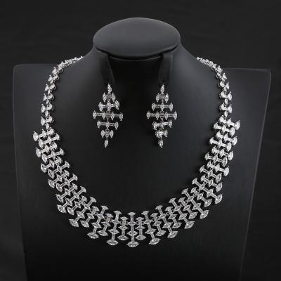 China TRENDY Heavy Gold Plated Choker Necklace For Woman Fashion Zircon Bridal Necklace for sale