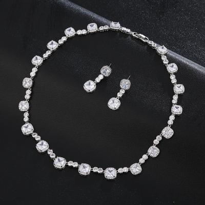 China Wholesale CLASSIC Zircon Women Jewelry Necklaces Accessories Fashion Bridal Jewelry 2021 Set Cubic Zircon Necklaces for sale