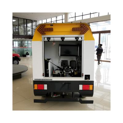 China Hotels Battery Driven High Pressure Road Cleaning Municipal Ssanitation Vehicle Vacuum Roller Truck for sale