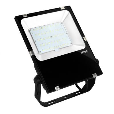 China LUXINT LANDSCAPE Unique Design Super Slim Waterproof 50000 50w Hours Led Flood Light for sale