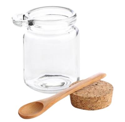 China Sustainable Wholesale Cosmetic Glass Bottle 250ml Jar 8oz Glass Bottle Of Bath Salt With Wooden Spoon And Cork for sale