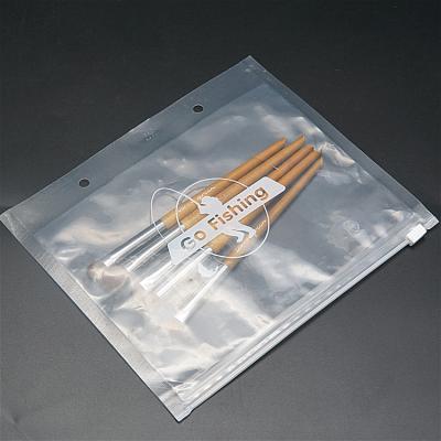 China Clear Moisture Proof Plastic Slider Mylar Handle Food Grade Bag Cosmetic Makeup Packaging Bag for sale