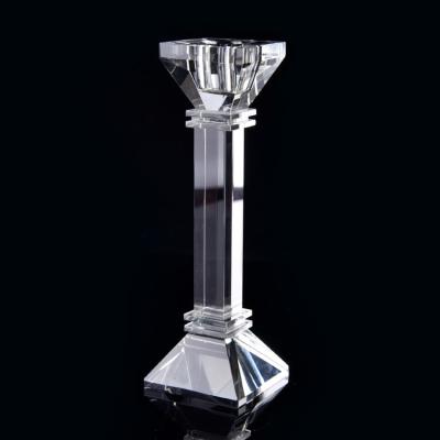 China Good workmanship low MOQ high standard decoration crystal candle holder table decoration factory price home crystal candle holder for sale