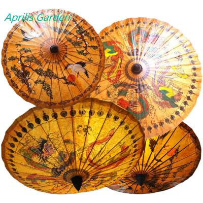 China CLASSIC Handmade Ethnic Parasol Umbrella Chinese Style Oil Paper Decor Antique Photography Props Dance Qipao Hanfu Umbrella Thailand for sale