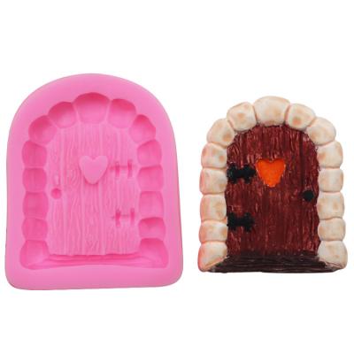 China EF316 Viable Fairy Tales Stone Door Wooden Fondant Chocolate Mold For Cake Decorating for sale