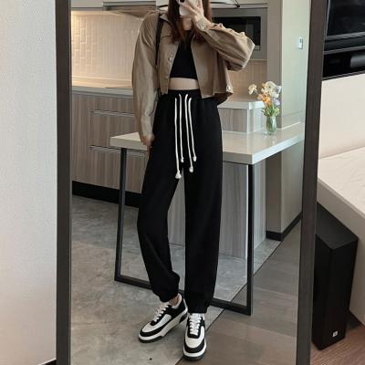 China Anti-pilling New Fashion Home Clothes Breathable Elastic High Waist Loose Sports Casual Women's Sports Pants for sale