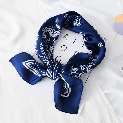 China Factory Multifunctional Wholesale Customized Logo Bandanas 70x70cm New Silk Gifts Stain Multifunctional Square Scarf Bandana For Woman Headbands for sale