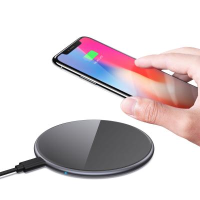 China QI Charging Fast Charging Type 2022 New Arrivals C Sensor Smartphone Charger Wireless Mini Pocket Round Glass Zinc alloy base protection for sale