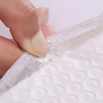 China Canada Bubble Mailers Strong Adhesive Poly Bubble Mailers 85 x 11 for sale