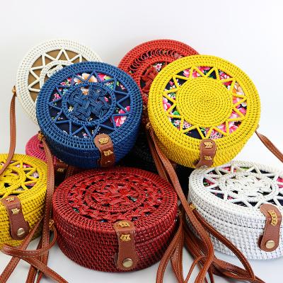 China 100% Langwei Borse Donna Mesh Moroccan Rattan Jute Beach Chic Straw Crossbody Bag Women Weave Diary Rattan Handmade Bag for sale