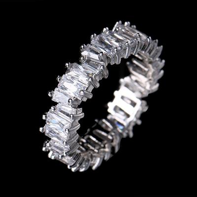 China Fashion Trendy AAA Zircon Ring Women Trendy Wedding Simple Zircon Jewelry 18k Gold Ring for sale