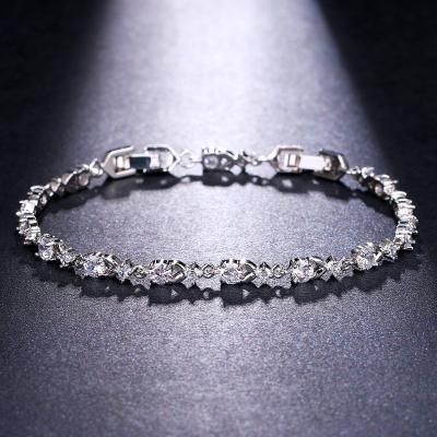 China FASHIONABLE Luxury Modern Stylish Bracelet Wedding Bangles Women Cubic Zircon Bracelets For Women for sale