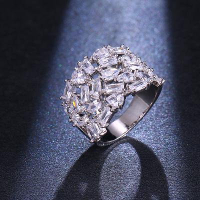 China Charming Elegant Women Crystal Zircon Rings Irregular Inlaid Shiny Diamond Engagement Wedding Party Rings for sale