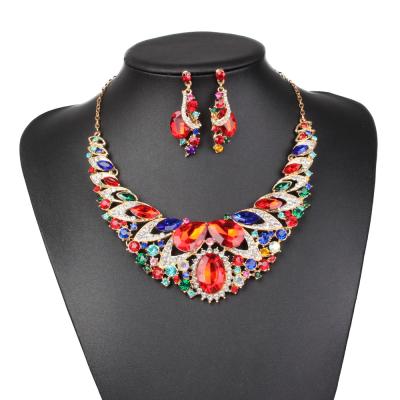 China Amazon Sale CLASSIC Custom Hot Custom Gold Gem Crystal Fashion Jewelry Sets Women's 18K Stainless Steel Necklace for sale