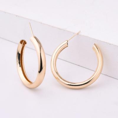 China BOHEMIA Fashion Accessories New 18K Gold Plated Earring Slaps Alloy CC Statement Earrings Bohemian Women for sale