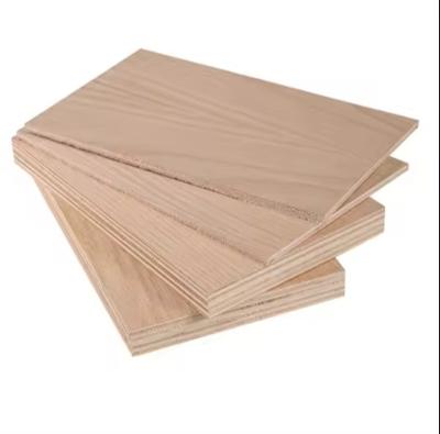 China Full Birch Core E0 Birch Wood Veneer Meubels Sperrhout 6mm 18mm 25mm voor modern interieur Te koop