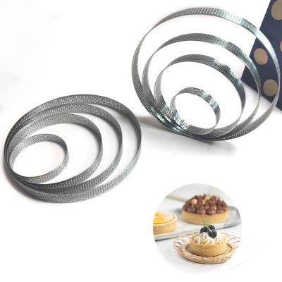 China Sustainable Round Metal Ring Stainless Steel Bakeware Tart Heat-Resistant Perforated Cake Mousse Ring Pastry Rings Baking Tools for sale