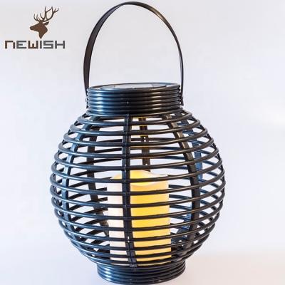 China Kanlong High Quality Waterproof Ip65 Garden solar lantern Rattan Lantern Fence Festoon Led Solar Light For Street for sale