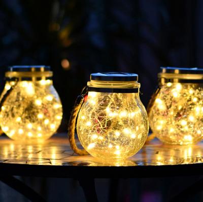 China Portable Hanging Hemp Bottle Sun Powered Led Outdoor Waterproof Lighting Crack Glass Mason Jar Lamp Solar Garden Light for sale