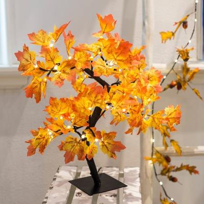 China Kanlong 2020 popular  indoor use  H18inch christmas tree Canada maple leaf table light  for Christmas gift for sale