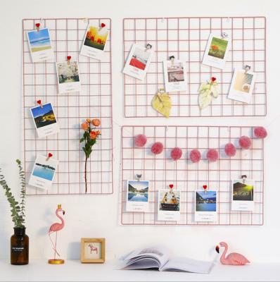 China Newish wall wire shelf hot sale home decor customized size grid photo display panel racks wall art decoration for sale