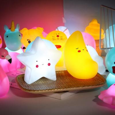 Chine Lumière animale menée d'intérieur à piles de nuit de bébé de PVC de lampe de la chambre à coucher des enfants du soleil d'étoile mignonne de lune pour le décor de pièce d'enfants à vendre