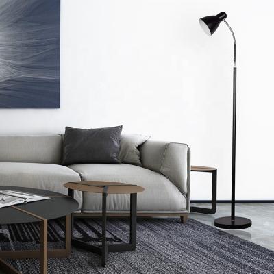China Designer Kanlong modernes nordisches europäisches Custom-Metallbodeneisen, das usb-Tischlampe für Wohnzimmer beleuchtend steht zu verkaufen