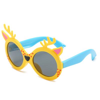 China Fashion Sunglasses SL72006 Eco-friendly Silicone Frame Elastic Kids Polarized Sunglasses 2021 for sale